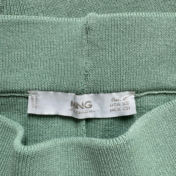 MNG Premium Ribbed Cyclist Bermuda Leggings - Picture 5 of 5